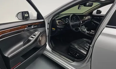 Genesis EQ900