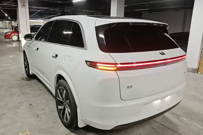 Li Auto L7