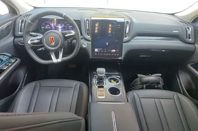 Hongqi HS3 PHEV