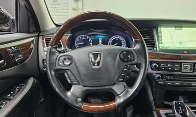 Hyundai Equus