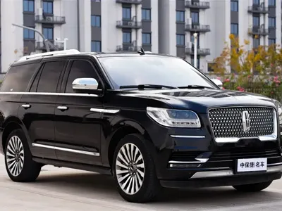 Lincoln Navigator
