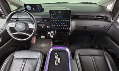 Hyundai Staria