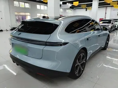 Nio ET5T