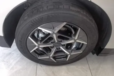Lynk & Co Z20