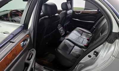 Jaguar XJ-6