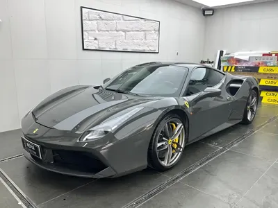 Ferrari 488