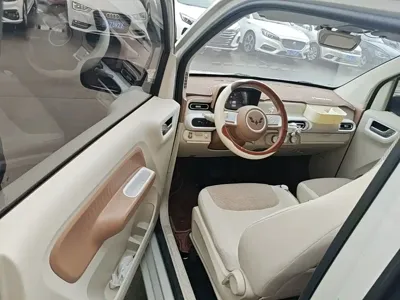 Wuling MINIEV
