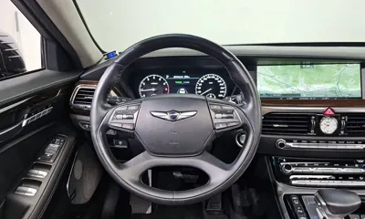 Genesis EQ900