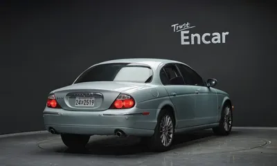 Jaguar S-type