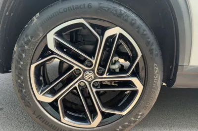 MG One