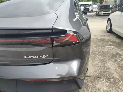 Changan UNI-V