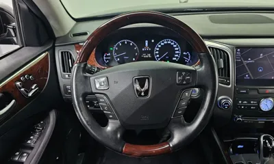 Hyundai Equus