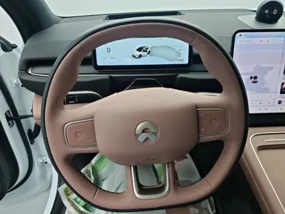 Nio EC6