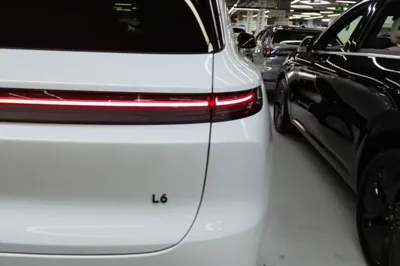 Li Auto L6