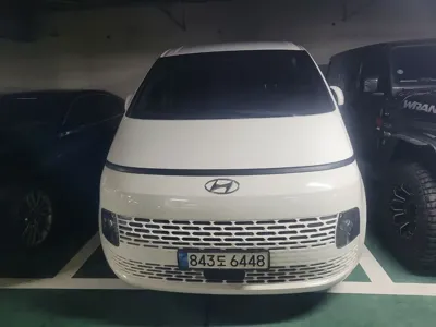 Hyundai Staria