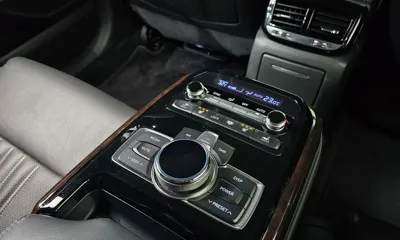 Genesis EQ900