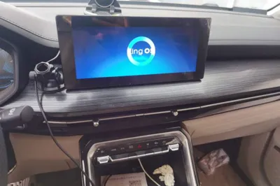 Wuling Asta