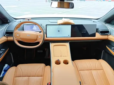 Xpeng G9