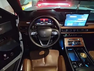 Lincoln Aviator