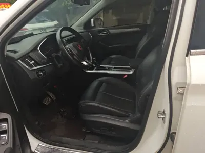 Roewe RX5