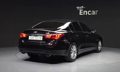 Infiniti Q50