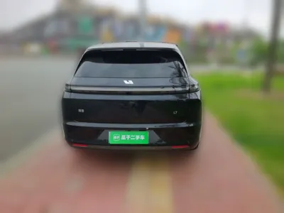 Li Auto L7