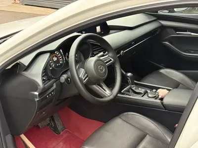 Mazda 3 Axela