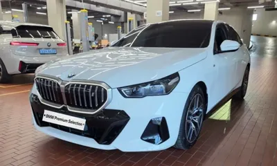 BMW i5