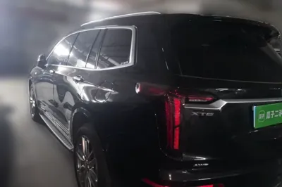 Cadillac XT6