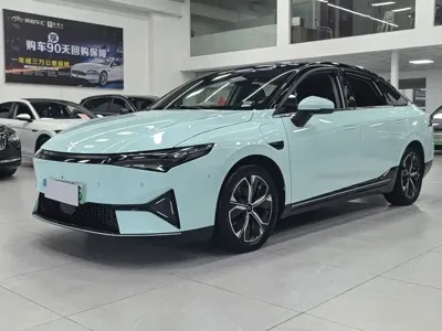 Xpeng P5