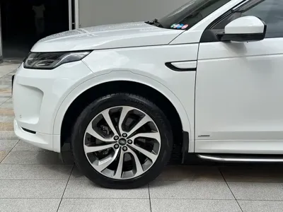 Land Rover Discovery Sport Hybrid
