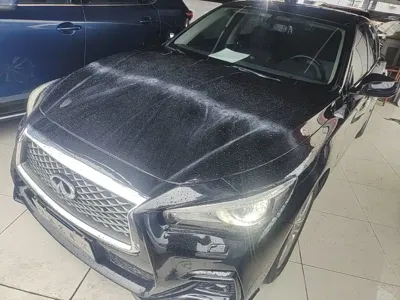 Infiniti Q50L