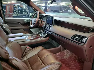 Lincoln Navigator
