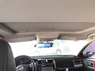 Volkswagen Sagitar