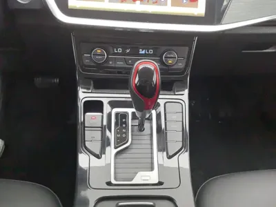 Geely Emgrand GS