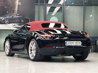 Porsche 718