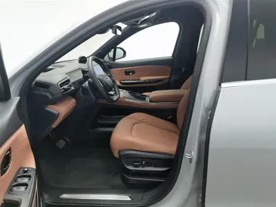 Nio EC6