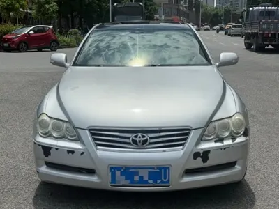 Toyota Reiz