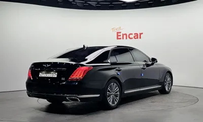 Genesis EQ900