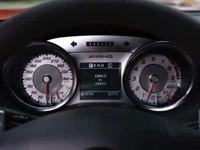Mercedes-Benz SLS AMG