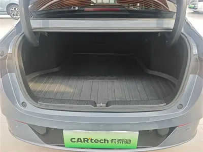 Xpeng P5