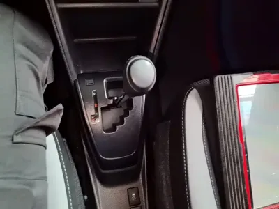 Toyota Yaris L
