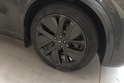 Li Auto L9