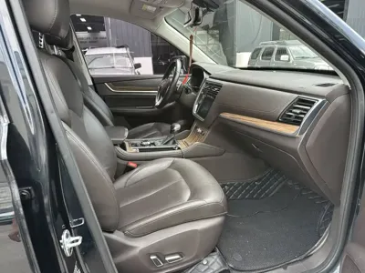 Roewe RX8