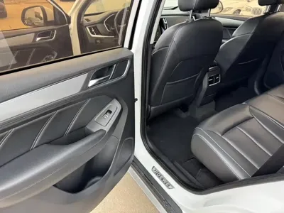 Roewe RX5