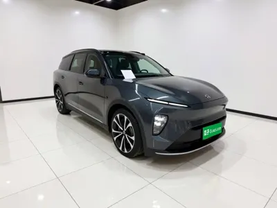 Nio ES8