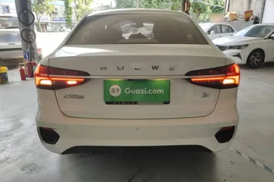 Roewe i5