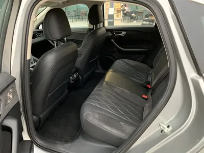 Roewe D7