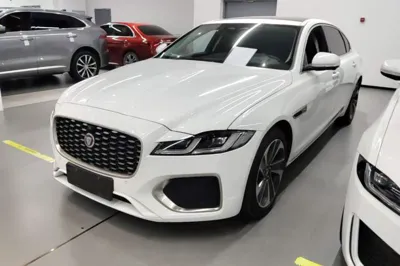 Jaguar XFL
