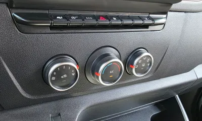 Renault-KoreaSamsung Master